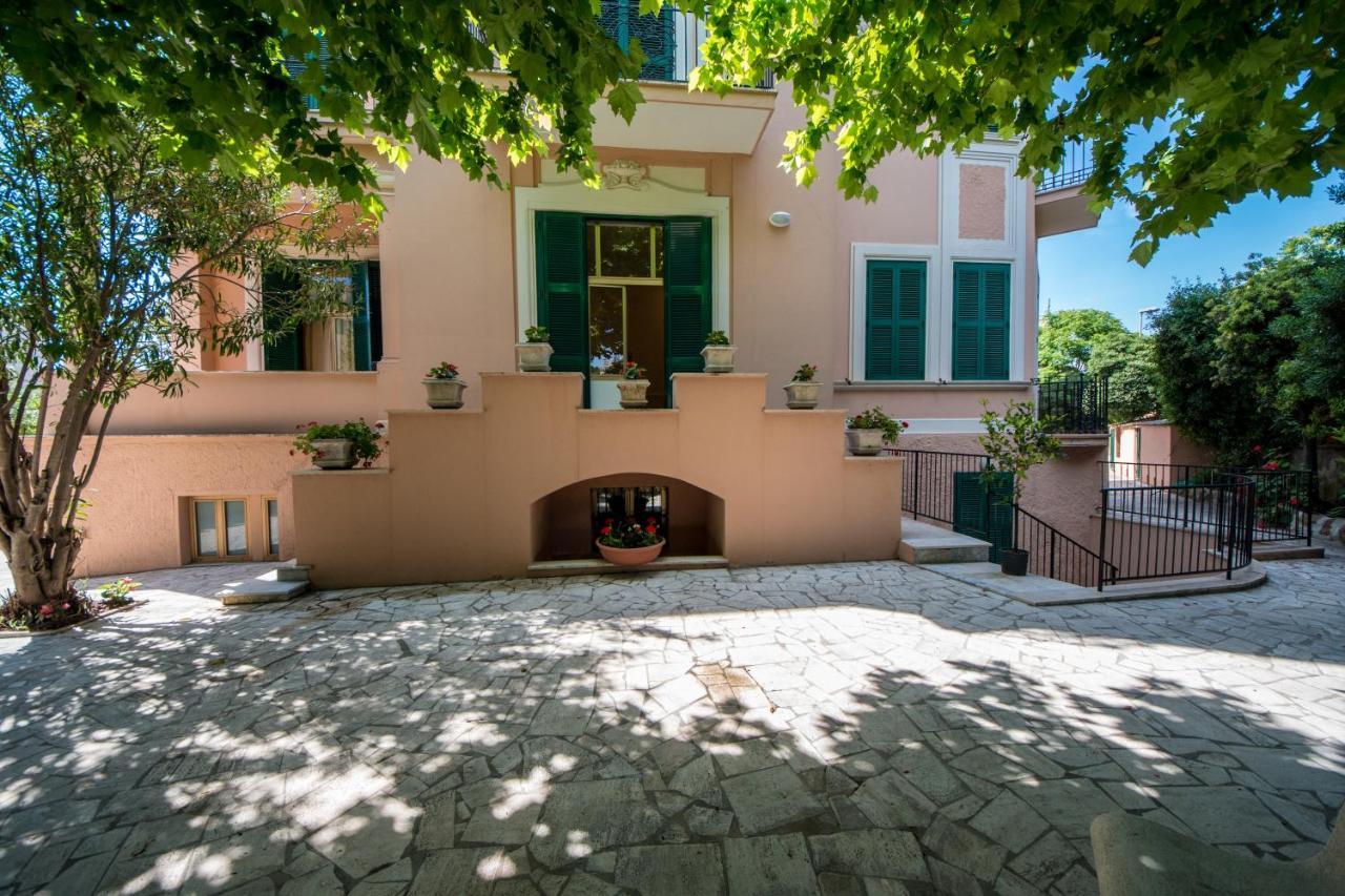 Ostello San Luigi Orione Anzio Eksteriør billede